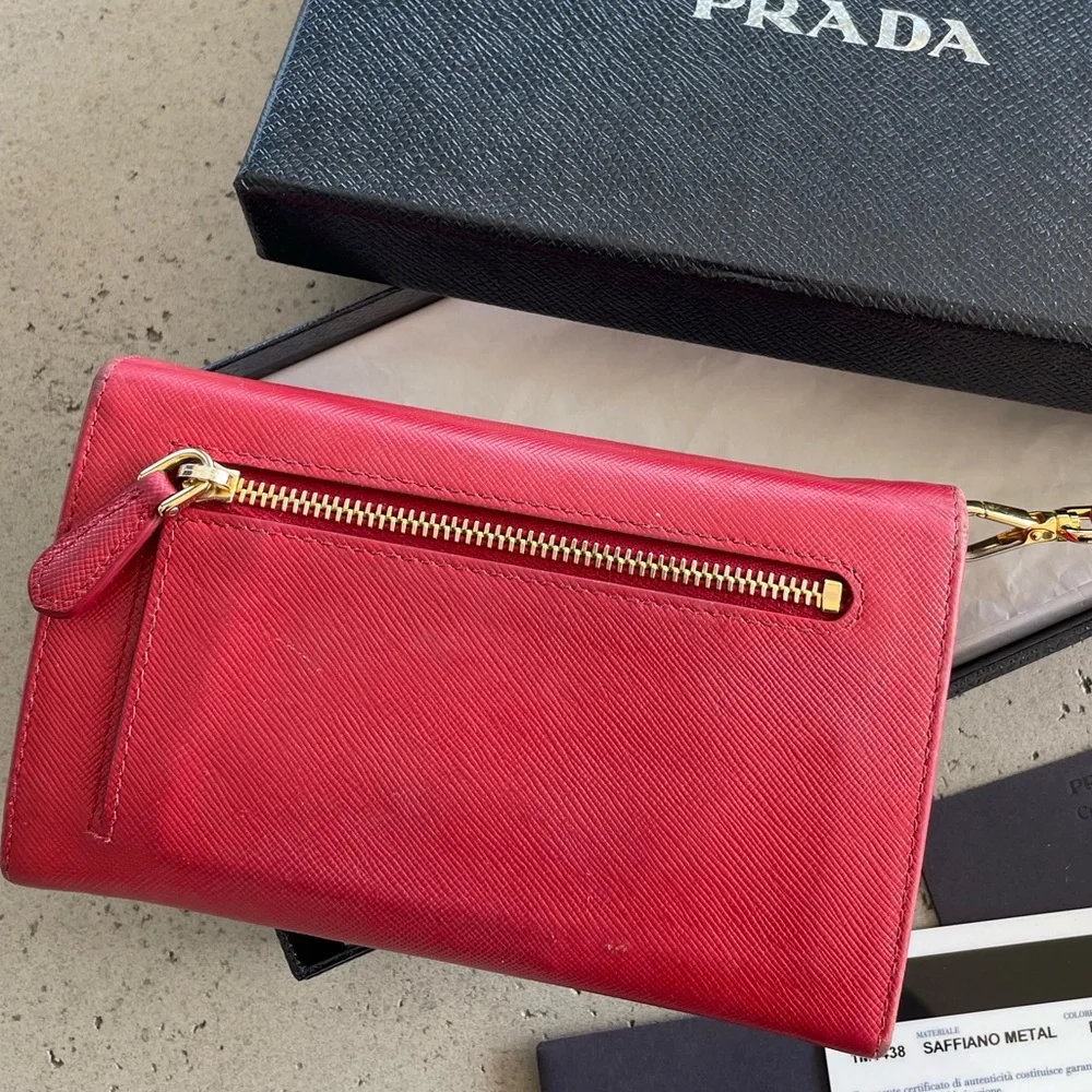 PRADA red saffiano wristlet - Picture 3 of 13